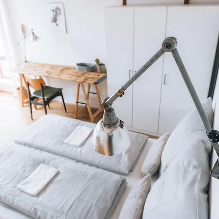 Raum Life - Loftwohnung Am Park Ratisbona