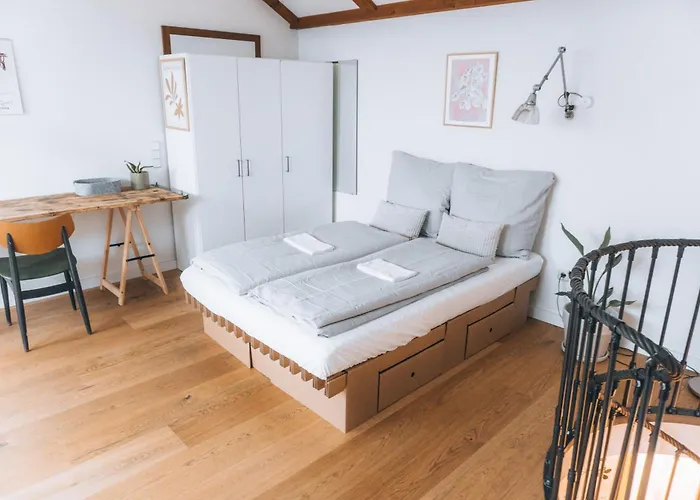 Raum Life - Loftwohnung Am Park Apartment